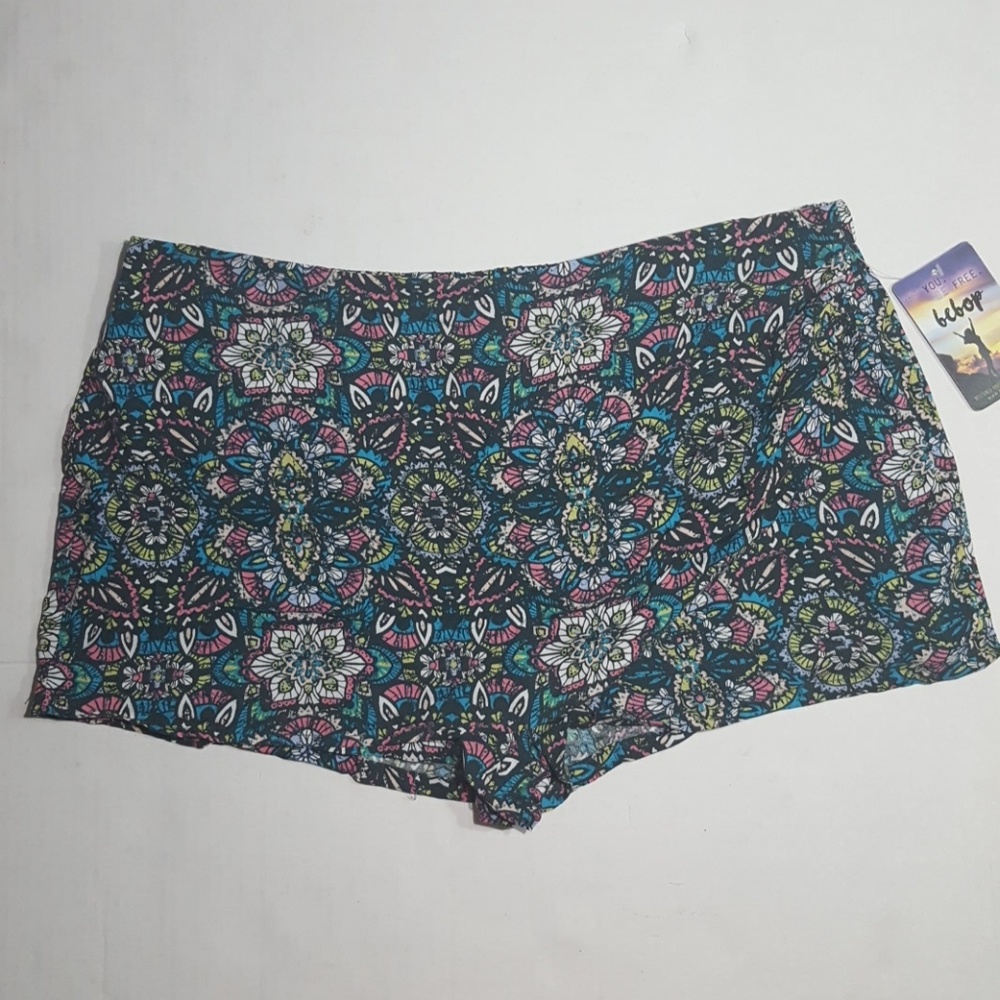 bebop Skort NWT 100% Rayon flowy shorts / skirt